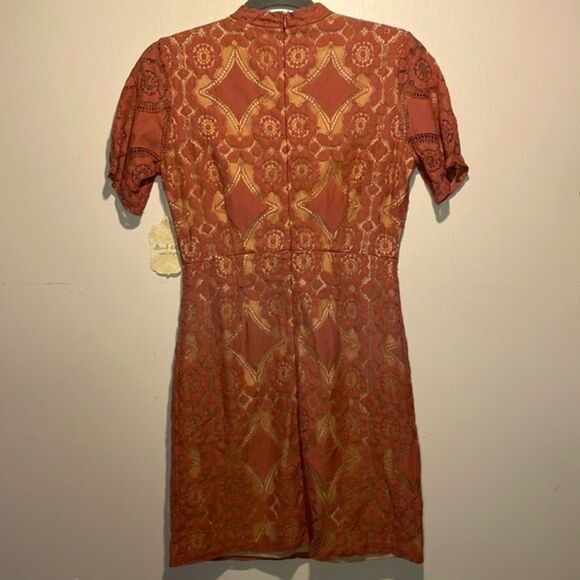 Altar’d State- NWT Allegra Rosewood Mock Neck Lace Dress Back Zipper- Size Small - Picture 3 of 10